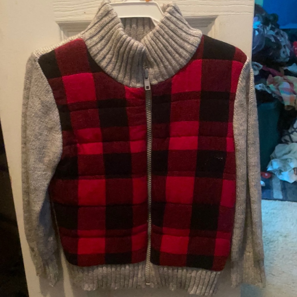 Toddler Boys  sweater .